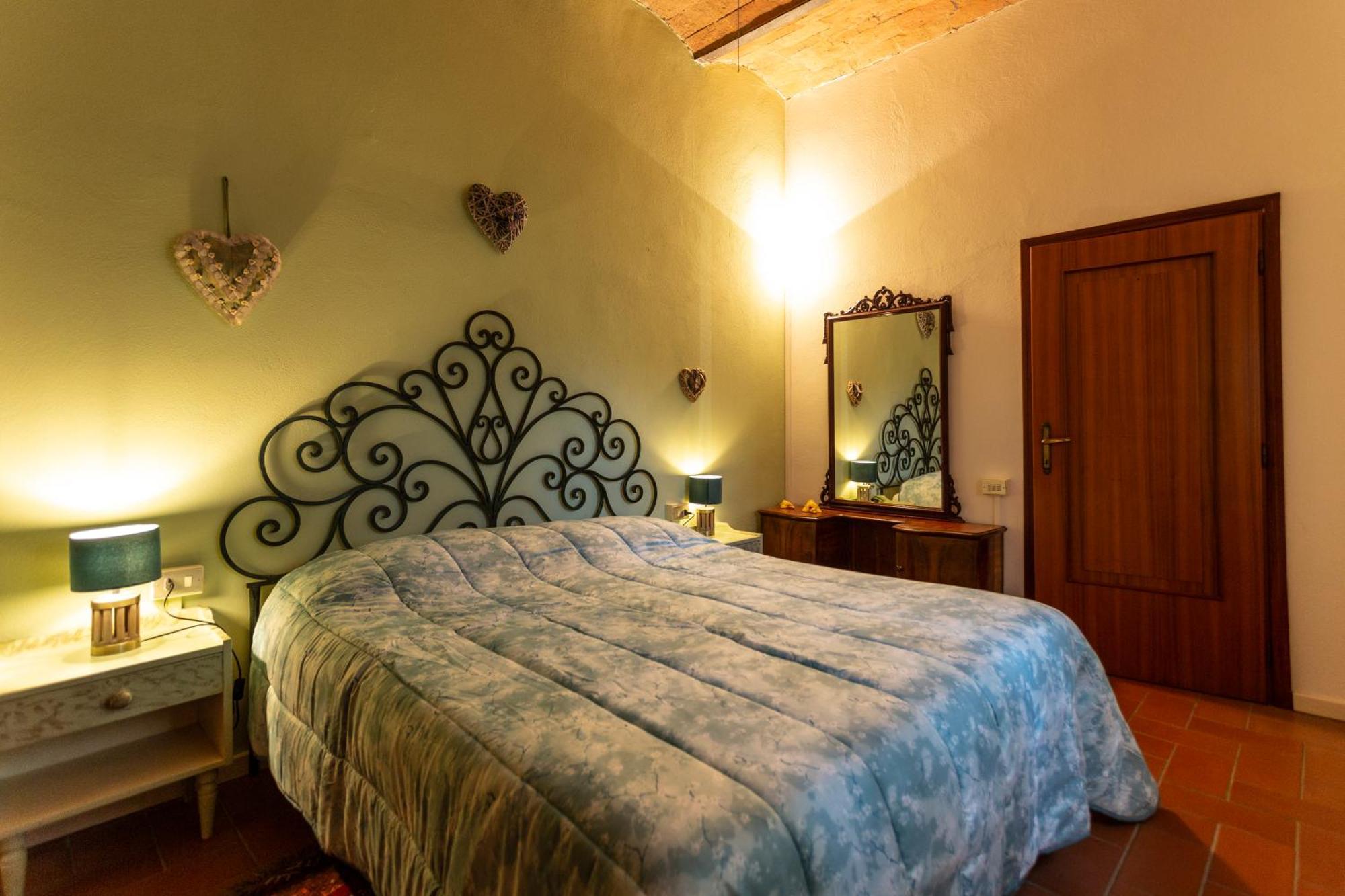 Agriturismo Girasole Gambassi Terme Exterior foto